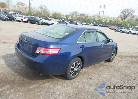 2011 Toyota Camry Le z USA, uszkodzony, nr VIN 4T1BF3EK3BU694547